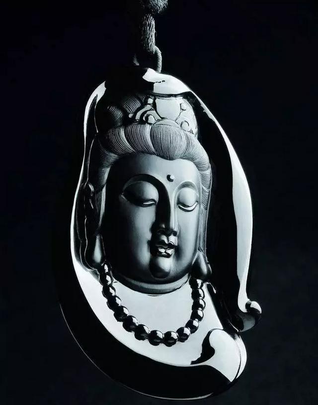 白色不透明翡翠图片乳白色翡翠原石-第13张图片-翡翠网 白色不透明翡翠图片乳白色翡翠原石-第13张图片-翡翠网