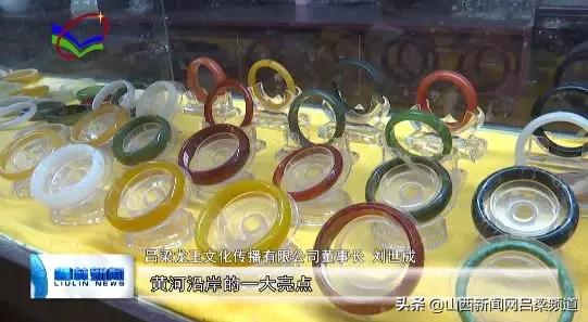 吕梁糯化种翡翠原石的简单介绍-第5张图片-翡翠网 吕梁糯化种翡翠原石的简单介绍-第5张图片-翡翠网