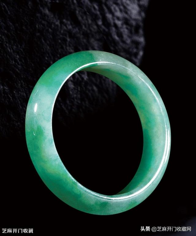 翡翠鉴定知识告诉你翡翠选购技巧,玉石鉴定书真假怎么查-第2张图片-翡翠网 翡翠鉴定知识告诉你翡翠选购技巧,玉石鉴定书真假怎么查-第2张图片-翡翠网