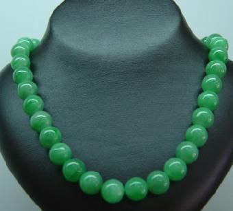 豆种翡翠图片及价格行情翡翠糯种图片大全-第17张图片-翡翠网 豆种翡翠图片及价格行情翡翠糯种图片大全-第17张图片-翡翠网