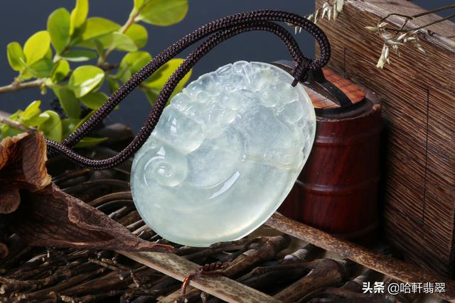 糯种翡翠一般什么价格翡翠糯冰种价格及-第3张图片-翡翠网 糯种翡翠一般什么价格翡翠糯冰种价格及-第3张图片-翡翠网