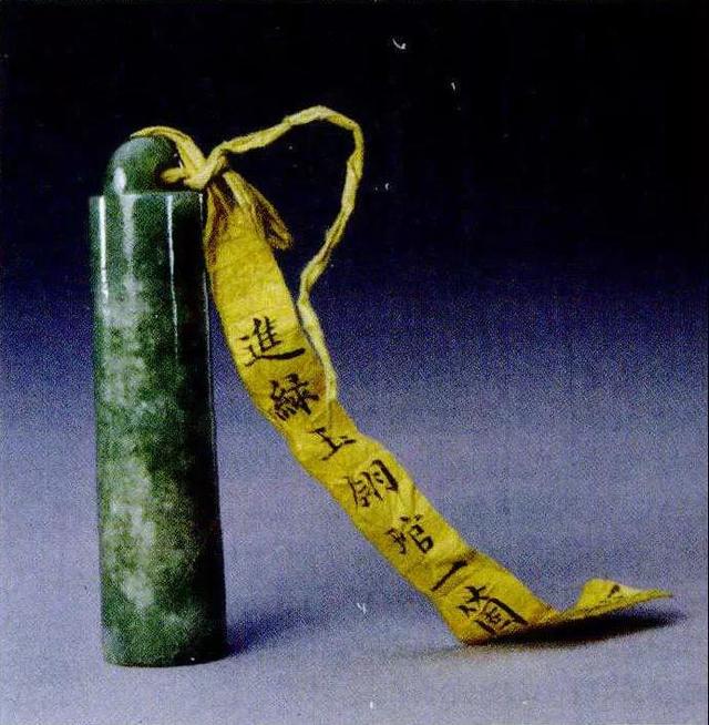 邯郸翡翠原石翡翠原石技巧-第8张图片-翡翠网 邯郸翡翠原石翡翠原石技巧-第8张图片-翡翠网