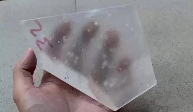 玉镯制作过程视频翡翠玉牌手镯制作-第4张图片-翡翠网 玉镯制作过程视频翡翠玉牌手镯制作-第4张图片-翡翠网