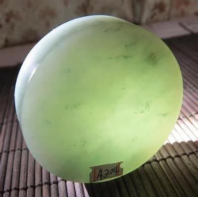 玉镯制作过程视频翡翠玉牌手镯制作-第8张图片-翡翠网 玉镯制作过程视频翡翠玉牌手镯制作-第8张图片-翡翠网