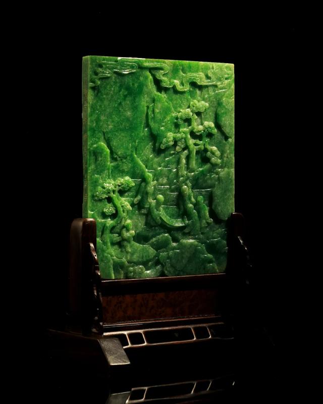 清代翡翠观音的价格,清代翡翠观音挂件鉴定视频-第1张图片-翡翠网 清代翡翠观音的价格,清代翡翠观音挂件鉴定视频-第1张图片-翡翠网