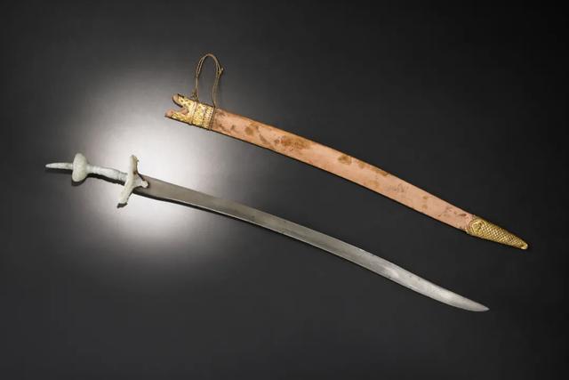 清代翡翠观音的价格,清代翡翠观音挂件鉴定视频-第36张图片-翡翠网 清代翡翠观音的价格,清代翡翠观音挂件鉴定视频-第36张图片-翡翠网