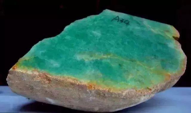 未抛光翡翠原石,翡翠毛料原石-第2张图片-翡翠网 未抛光翡翠原石,翡翠毛料原石-第2张图片-翡翠网