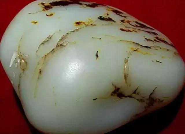 翡翠原石种水什么意思含水翡翠原石图片-第52张图片-翡翠网 翡翠原石种水什么意思含水翡翠原石图片-第52张图片-翡翠网