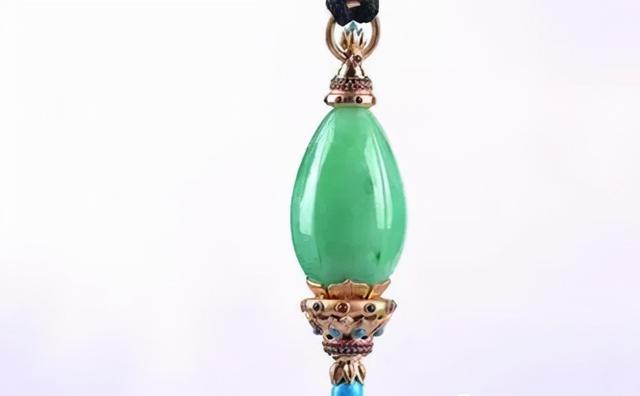 翡翠原石技巧热门翡翠知识-第7张图片-翡翠网 翡翠原石技巧热门翡翠知识-第7张图片-翡翠网