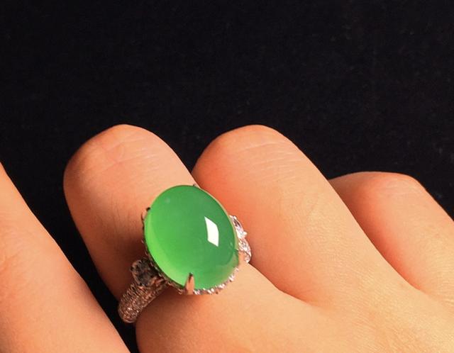 翡翠小知识图片翡翠基础知识讲堂-第5张图片-翡翠网 翡翠小知识图片翡翠基础知识讲堂-第5张图片-翡翠网