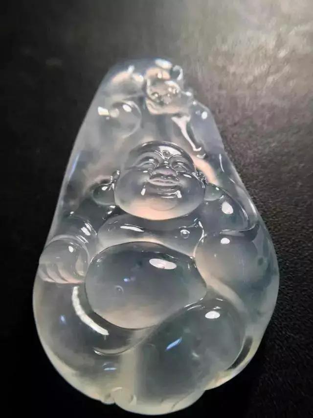 翡翠原石切开的简单介绍-第7张图片-翡翠网 翡翠原石切开的简单介绍-第7张图片-翡翠网