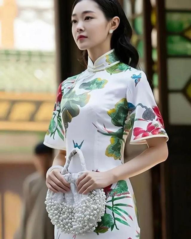 白冰玛瑙手镯怎么样白冰翡翠手镯-第3张图片-翡翠网 白冰玛瑙手镯怎么样白冰翡翠手镯-第3张图片-翡翠网