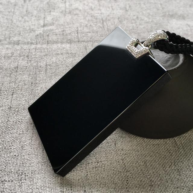 翡翠小知识翡翠的透明度讲解的简单介绍-第6张图片-翡翠网 翡翠小知识翡翠的透明度讲解的简单介绍-第6张图片-翡翠网