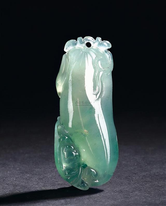 翡翠小知识翡翠的透明度讲解的简单介绍-第7张图片-翡翠网 翡翠小知识翡翠的透明度讲解的简单介绍-第7张图片-翡翠网