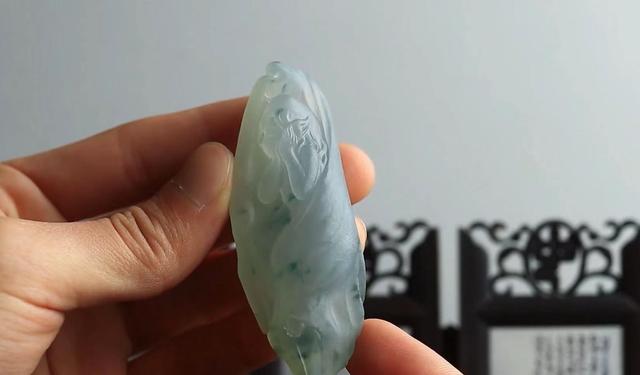 翡翠原石切口怎么卖,哪里可以买翡翠原石-第7张图片-翡翠网 翡翠原石切口怎么卖,哪里可以买翡翠原石-第7张图片-翡翠网