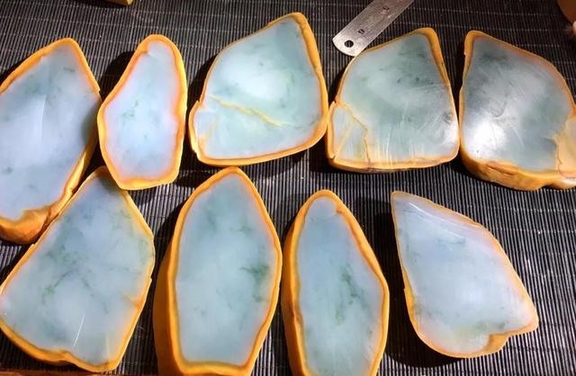 白黄翡翠知识,翡翠的专业知识有哪些-第1张图片-翡翠网 白黄翡翠知识,翡翠的专业知识有哪些-第1张图片-翡翠网