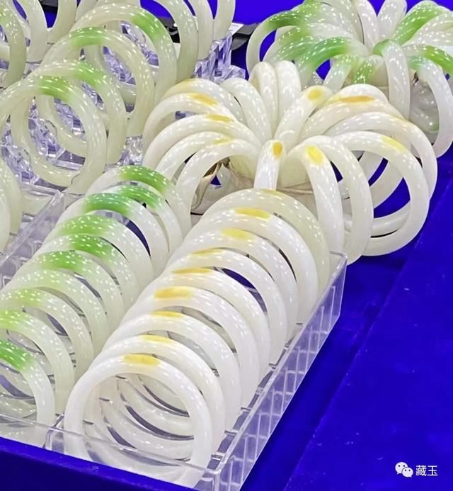 淘宝上手镯明料能买吗,低端翡翠手镯造假-第5张图片-翡翠网 淘宝上手镯明料能买吗,低端翡翠手镯造假-第5张图片-翡翠网