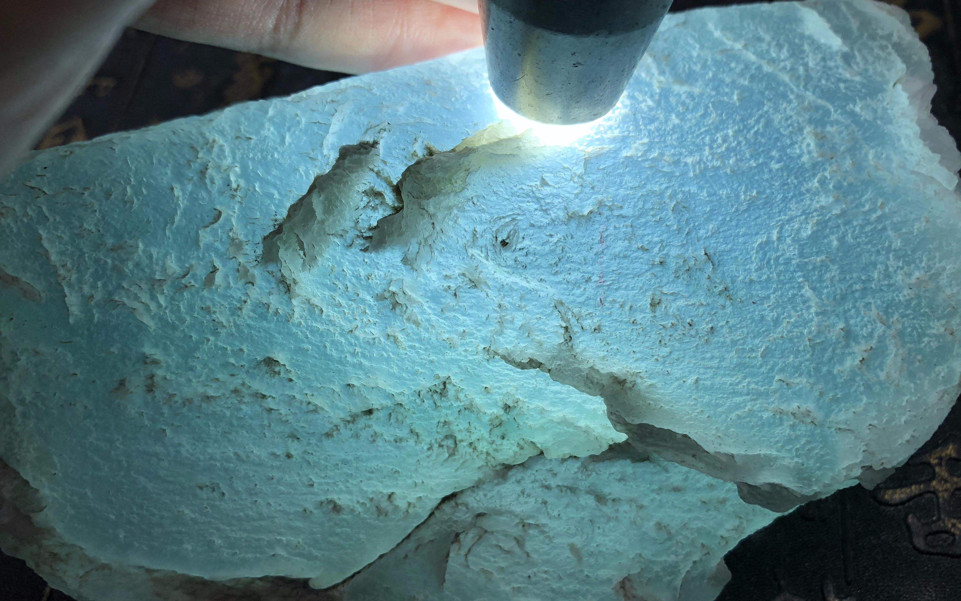 包含翡翠黄金原石有收藏价值吗的词条-第2张图片-翡翠网 包含翡翠黄金原石有收藏价值吗的词条-第2张图片-翡翠网