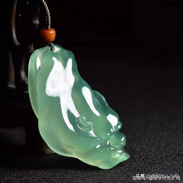 晒晒我带了5年的翡翠手镯翡翠手镯加热染色有害吗-第2张图片-翡翠网 晒晒我带了5年的翡翠手镯翡翠手镯加热染色有害吗-第2张图片-翡翠网