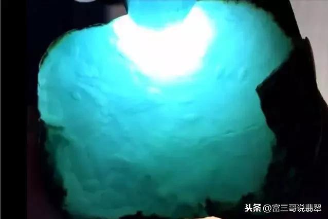 翡翠皮价格,白沙皮翡翠原石-第8张图片-翡翠网 翡翠皮价格,白沙皮翡翠原石-第8张图片-翡翠网