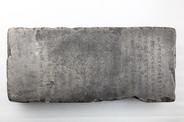 安平翡翠原石玉石毛料翡翠原石批发-第12张图片-翡翠网 安平翡翠原石玉石毛料翡翠原石批发-第12张图片-翡翠网