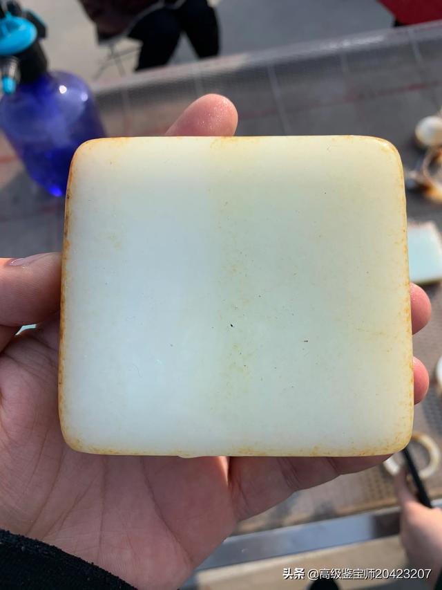 红绳能和玉镯一起戴吗,俄玉手串和翡翠手镯一起戴可以吗-第2张图片-翡翠网 红绳能和玉镯一起戴吗,俄玉手串和翡翠手镯一起戴可以吗-第2张图片-翡翠网