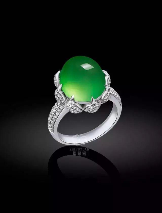 玻璃种帝王绿48亿手镯翡翠原石是按斤卖的吗-第23张图片-翡翠网 玻璃种帝王绿48亿手镯翡翠原石是按斤卖的吗-第23张图片-翡翠网