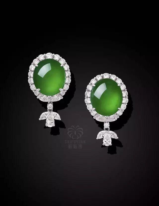 玻璃种帝王绿48亿手镯翡翠原石是按斤卖的吗-第31张图片-翡翠网 玻璃种帝王绿48亿手镯翡翠原石是按斤卖的吗-第31张图片-翡翠网