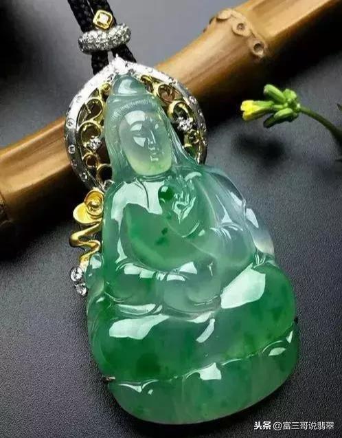 关于质量好的翡翠玉石首饰知识的信息-第2张图片-翡翠网 关于质量好的翡翠玉石首饰知识的信息-第2张图片-翡翠网