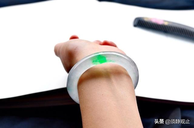 翡翠加工手镯视频原石翡翠手镯-第15张图片-翡翠网 翡翠加工手镯视频原石翡翠手镯-第15张图片-翡翠网