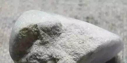 关于翡翠原石皮壳怎么分家的信息-第10张图片-翡翠网 关于翡翠原石皮壳怎么分家的信息-第10张图片-翡翠网