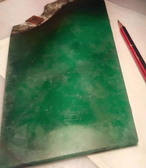 糯种翡翠绿带手镯的简单介绍-第43张图片-翡翠网 糯种翡翠绿带手镯的简单介绍-第43张图片-翡翠网