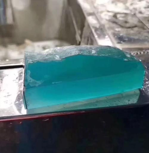 糯种翡翠绿带手镯的简单介绍-第44张图片-翡翠网 糯种翡翠绿带手镯的简单介绍-第44张图片-翡翠网