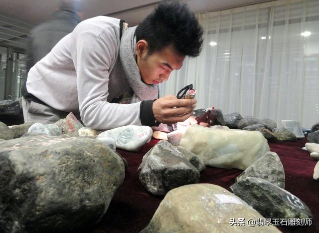 直播卖翡翠玉是真的吗美女直播间翡翠知识-第37张图片-翡翠网 直播卖翡翠玉是真的吗美女直播间翡翠知识-第37张图片-翡翠网