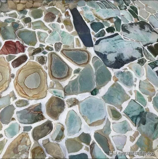 木那翡翠原石的特点图翡翠a货原石图-第1张图片-翡翠网 木那翡翠原石的特点图翡翠a货原石图-第1张图片-翡翠网