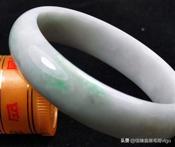 木那翡翠原石的特点图翡翠a货原石图-第7张图片-翡翠网 木那翡翠原石的特点图翡翠a货原石图-第7张图片-翡翠网