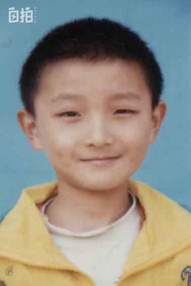 高一体育生飞机抖音,抖音里的飞机特效哪来的-第4张图片-翡翠网 高一体育生飞机抖音,抖音里的飞机特效哪来的-第4张图片-翡翠网