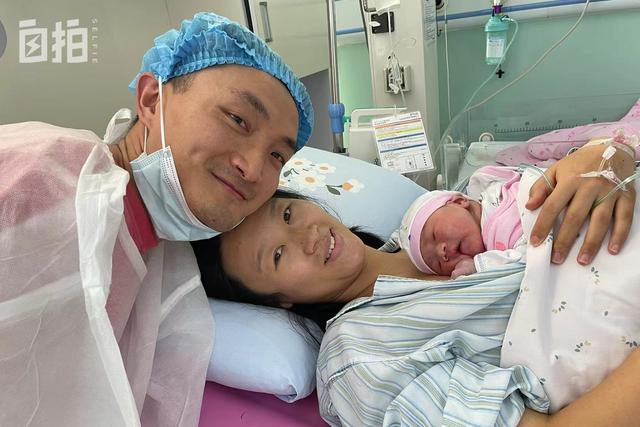 高一体育生飞机抖音,抖音里的飞机特效哪来的-第20张图片-翡翠网 高一体育生飞机抖音,抖音里的飞机特效哪来的-第20张图片-翡翠网