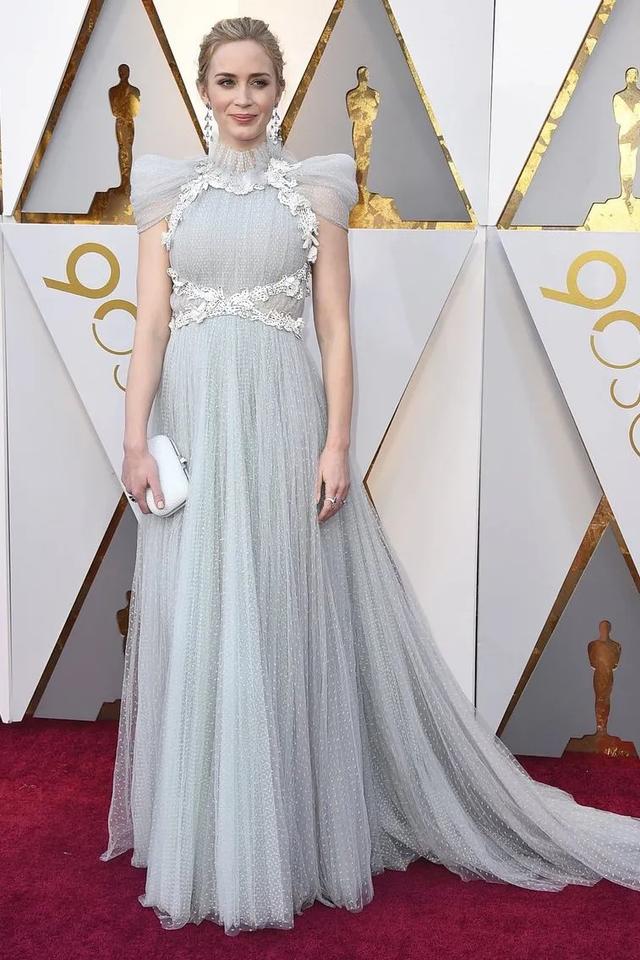 翡翠原石哪里买莫小西翡翠原石-第22张图片-翡翠网 翡翠原石哪里买莫小西翡翠原石-第22张图片-翡翠网