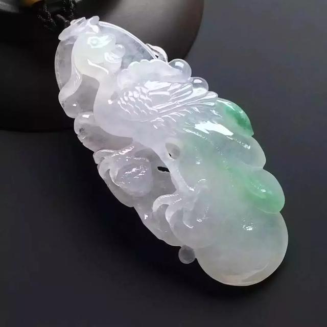 干青种翡翠价格怎么样釉青翡翠价格-第8张图片-翡翠网 干青种翡翠价格怎么样釉青翡翠价格-第8张图片-翡翠网