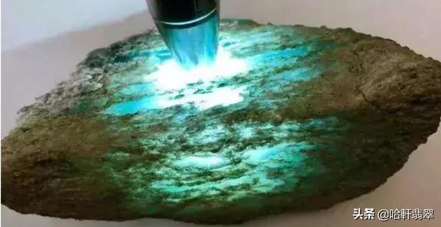 冰种翡翠脱沙翡翠原石脱沙-第3张图片-翡翠网 冰种翡翠脱沙翡翠原石脱沙-第3张图片-翡翠网