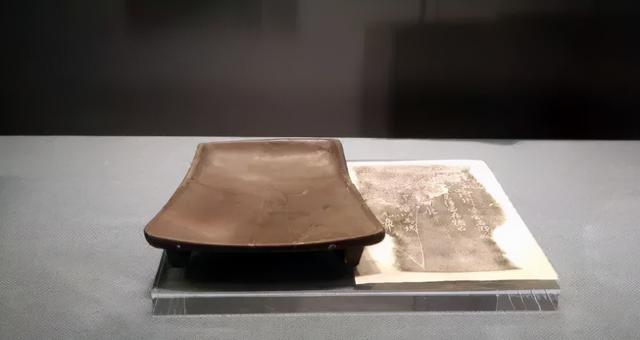 紫金翡翠原石玉石毛料,翡翠原石哪里买-第19张图片-翡翠网 紫金翡翠原石玉石毛料,翡翠原石哪里买-第19张图片-翡翠网