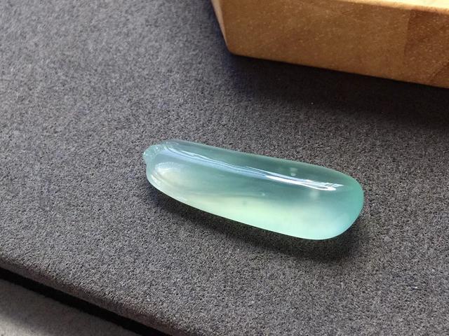 冰种翡翠好吗晴水翡翠知识大全-第9张图片-翡翠网 冰种翡翠好吗晴水翡翠知识大全-第9张图片-翡翠网