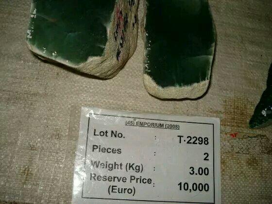 翡翠藓的图解,翡翠原石癣蟒松花专业知识讲解-第7张图片-翡翠网 翡翠藓的图解,翡翠原石癣蟒松花专业知识讲解-第7张图片-翡翠网