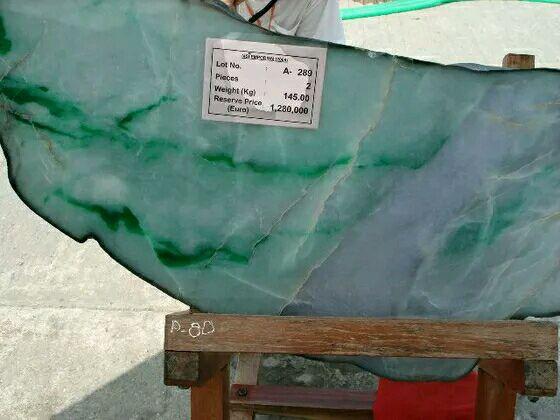 翡翠藓的图解,翡翠原石癣蟒松花专业知识讲解-第11张图片-翡翠网 翡翠藓的图解,翡翠原石癣蟒松花专业知识讲解-第11张图片-翡翠网