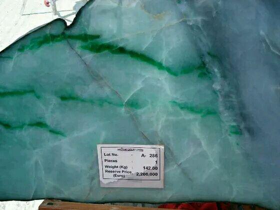 翡翠藓的图解,翡翠原石癣蟒松花专业知识讲解-第13张图片-翡翠网 翡翠藓的图解,翡翠原石癣蟒松花专业知识讲解-第13张图片-翡翠网