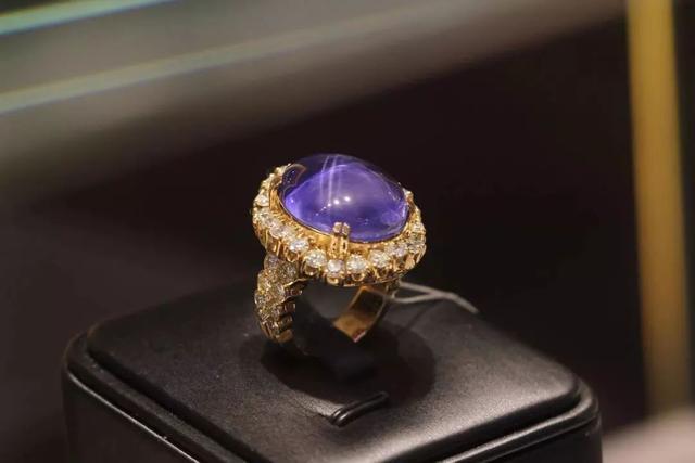 张铁军玉如意张铁军翡翠手镯价格-第22张图片-翡翠网 张铁军玉如意张铁军翡翠手镯价格-第22张图片-翡翠网