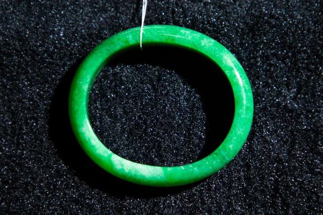 张铁军玉如意张铁军翡翠手镯价格-第34张图片-翡翠网 张铁军玉如意张铁军翡翠手镯价格-第34张图片-翡翠网