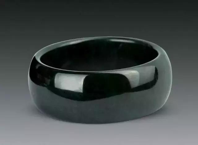 天山翡翠原石图片大全,好的翡翠原石-第8张图片-翡翠网 天山翡翠原石图片大全,好的翡翠原石-第8张图片-翡翠网