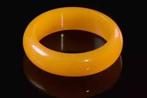 天山翡翠原石图片大全,好的翡翠原石-第9张图片-翡翠网 天山翡翠原石图片大全,好的翡翠原石-第9张图片-翡翠网